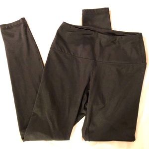 Small- Black- Leggings